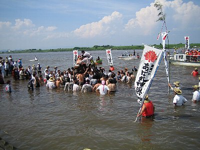 熊谷市大杉神社 あばれ神輿