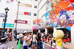 �ߗׂ��ł������