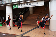 �ߗׂ��ł������